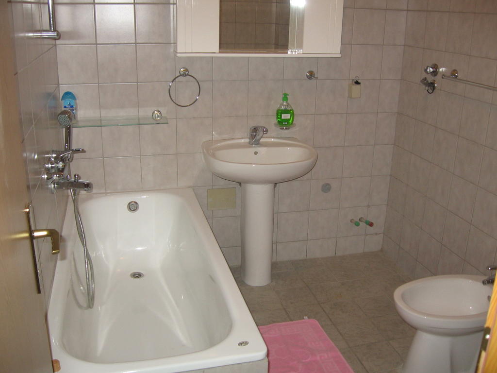 Villa Palma Guesthouse موستار المظهر الخارجي الصورة